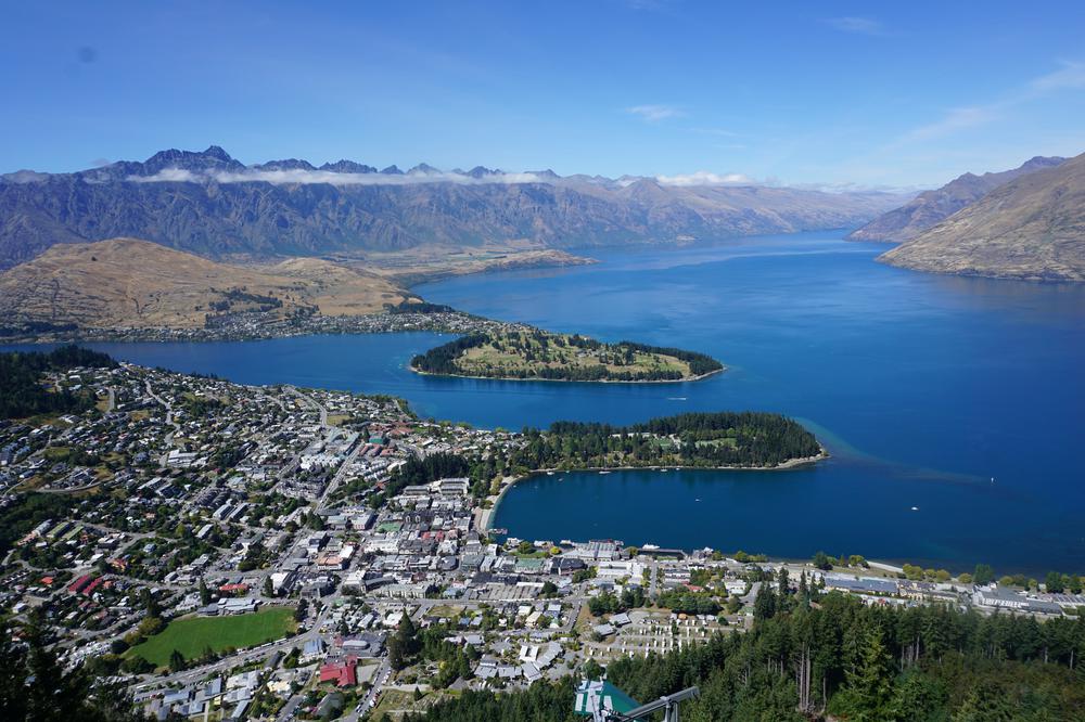 solitary birthday hike in Queenstown