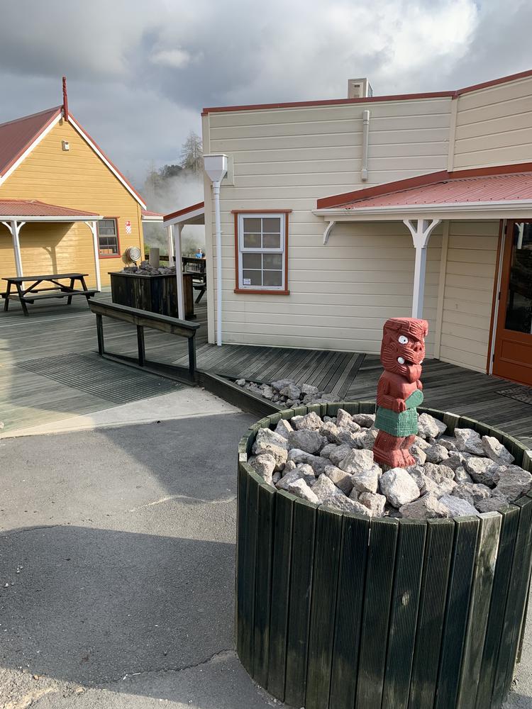 Meeting Maoris in the thermal wonderland Rotorua