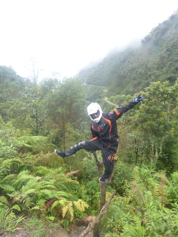 Yungas - Mountainbiking on the death road