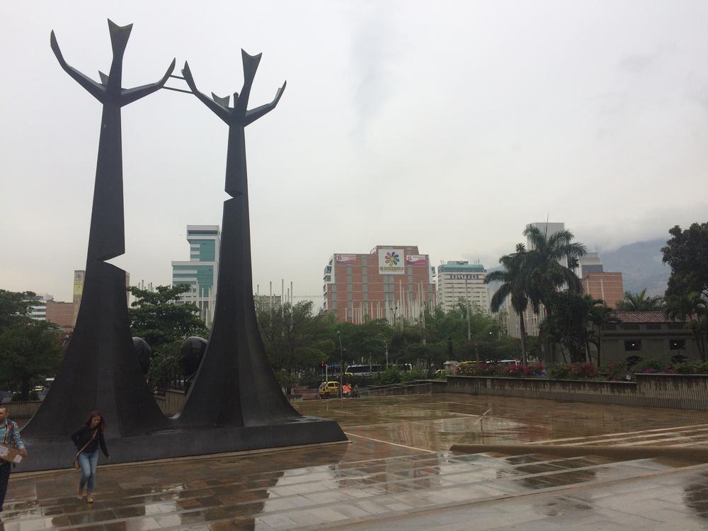 Medellin - Dark past, bright future